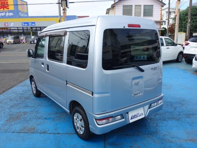ハイゼットカーゴ クルーズＳＡＩＩＩ　禁煙車　ハイルーフ　社外メモリーナビ　地デジＴＶ　Ｂｌｕｅｔｏｏｔｈ接続　録音機能搭載　バックカメラ　ＥＴＣ　キーレス　両側スライドドア　ブレーキアシスト　レーンアシスト　アイドリングストップ（7枚目）