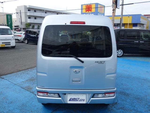 ハイゼットカーゴ クルーズＳＡＩＩＩ　禁煙車　ハイルーフ　社外メモリーナビ　地デジＴＶ　Ｂｌｕｅｔｏｏｔｈ接続　録音機能搭載　バックカメラ　ＥＴＣ　キーレス　両側スライドドア　ブレーキアシスト　レーンアシスト　アイドリングストップ（8枚目）