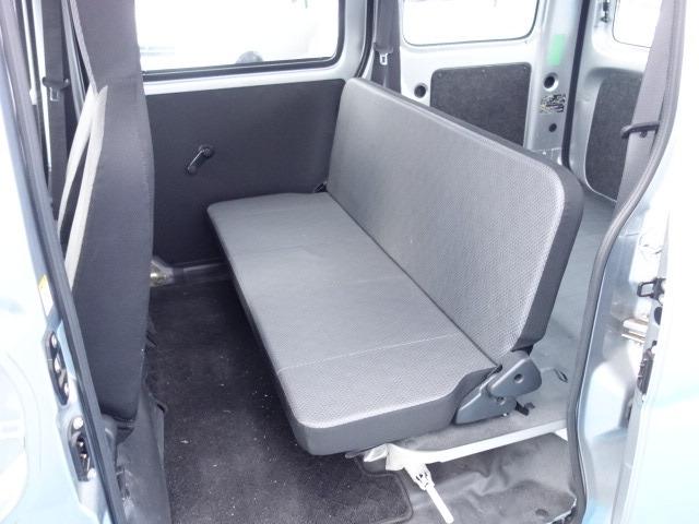 ハイゼットカーゴ スペシャル　禁煙車　ハイルーフ　社外メモリーナビ　地デジＴＶ　ＣＤ再生　録音機能搭載　ＵＳＢ接続　ＡＵＸ接続　ＥＴＣ　両側スライドドア　アイドリングストップ　Ｗエアバッグ　サイドドアバイザー　ルーフキャリア付（53枚目）