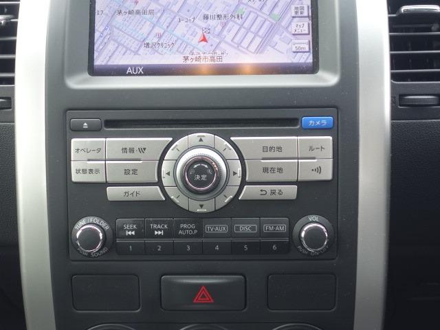 エクストレイル 　禁煙車　４ＷＤ　純正ＨＤＤナビ　フルセグ　ＣＤ　ＤＶＤ　Ｂｌｕｅｔｏｏｔｈ接続　ＭＳＶ　ＥＴＣ　バックカメラ　左サイドカメラ　スマートキー　シートヒーター　オートライト　ＨＩＤヘッドライト　純正アルミ（13枚目）
