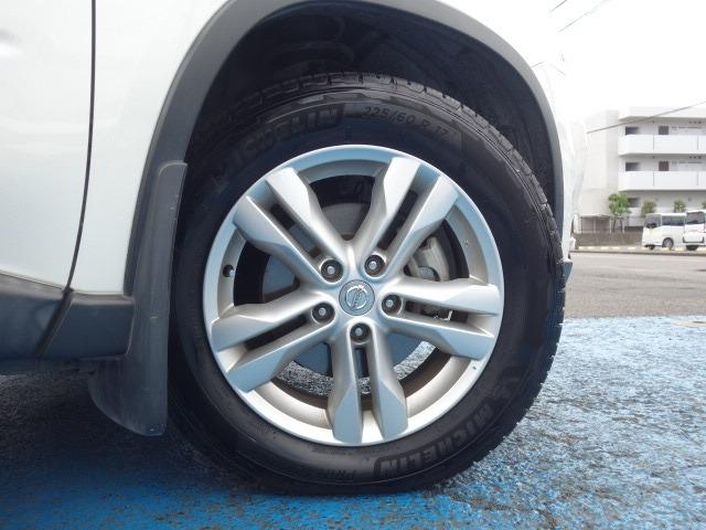 エクストレイル 　禁煙車　４ＷＤ　純正ＨＤＤナビ　フルセグ　ＣＤ　ＤＶＤ　Ｂｌｕｅｔｏｏｔｈ接続　ＭＳＶ　ＥＴＣ　バックカメラ　左サイドカメラ　スマートキー　シートヒーター　オートライト　ＨＩＤヘッドライト　純正アルミ（73枚目）