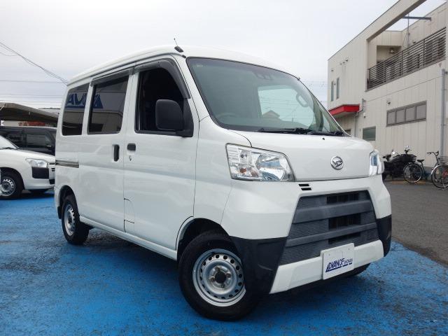 ハイゼットカーゴ ＤＸ　ＳＡＩＩＩ　禁煙車　社外メモリーナビゲーション　Ｂｌｕｅｔｏｏｔｈ接続　衝突軽減ブレーキ　バックカメラ　ＥＴＣ　キーレス　アイドリングストップ　ＣＤ　オートハイビーム　Ｗエアバック　ＡＢＳ　サイドドアバイザー（3枚目）