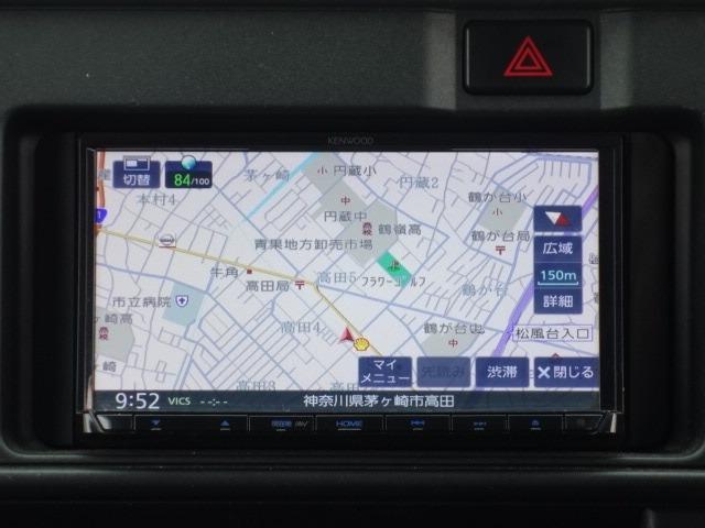 ハイゼットカーゴ ＤＸ　ＳＡＩＩＩ　禁煙車　社外メモリーナビゲーション　Ｂｌｕｅｔｏｏｔｈ接続　衝突軽減ブレーキ　バックカメラ　ＥＴＣ　キーレス　アイドリングストップ　ＣＤ　オートハイビーム　Ｗエアバック　ＡＢＳ　サイドドアバイザー（11枚目）