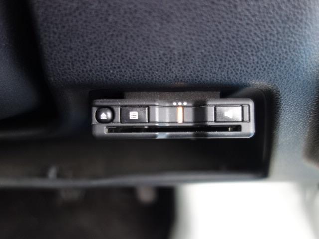 ハイゼットカーゴ ＤＸ　ＳＡＩＩＩ　禁煙車　社外メモリーナビゲーション　Ｂｌｕｅｔｏｏｔｈ接続　衝突軽減ブレーキ　バックカメラ　ＥＴＣ　キーレス　アイドリングストップ　ＣＤ　オートハイビーム　Ｗエアバック　ＡＢＳ　サイドドアバイザー（65枚目）