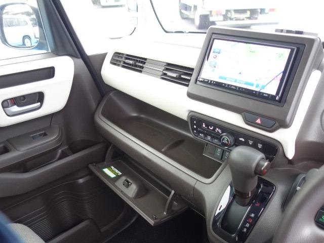 N-BOX L 禁煙車 社外メモリーナビゲーション 衝突軽減ブレーキ Bluetooth接続 アダプティブクルーズコントロール バックカメラ ETC スマートキー 電動スライドドア 前席シートヒーター(56枚目)