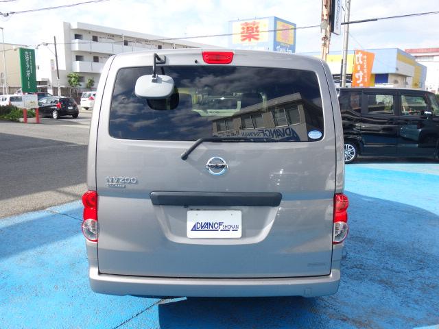 NV200バネットバン GX 禁煙車 衝突軽減ブレーキ 社外メモリーナビゲーション Bluetooth接続 フルセグTV バックカメラ キーレス ETC CD DVD オートライト ABS Wエアバック サイドドアバイザー(7枚目)
