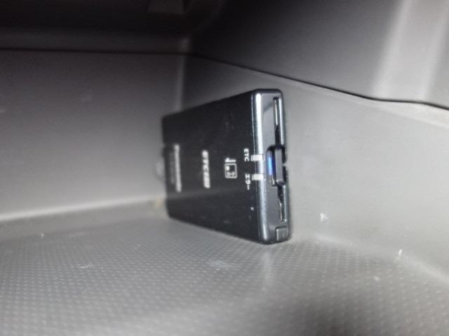 NV200バネットバン GX 禁煙車 衝突軽減ブレーキ 社外メモリーナビゲーション Bluetooth接続 フルセグTV バックカメラ キーレス ETC CD DVD オートライト ABS Wエアバック サイドドアバイザー(65枚目)