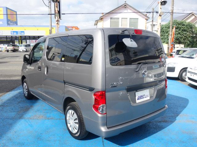 NV200バネットバン GX 禁煙車 衝突軽減ブレーキ 社外メモリーナビゲーション Bluetooth接続 フルセグTV バックカメラ キーレス ETC CD DVD オートライト ABS Wエアバック サイドドアバイザー(77枚目)