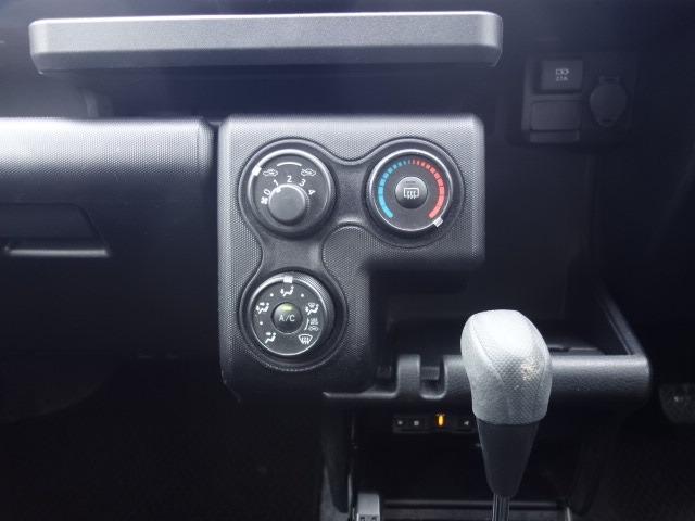 サクシード ＵＬ　禁煙車　純正ＦＭ／ＡＭラジオデッキ　ＡＵＸ接続　ＵＳＢ電源　ＥＴＣ　キーレス　ブレーキアシスト　レーンアシスト　アイドリングストップ　Ｗエアバック　ＡＢＳ（12枚目）