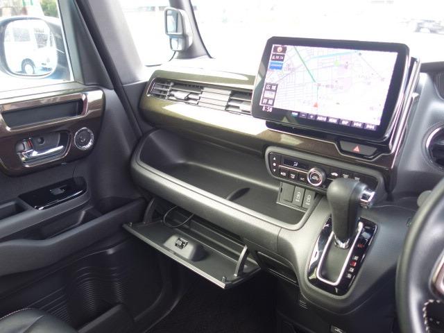 N-BOXカスタム G・Lターボホンダセンシング 禁煙車 ハーフレザーシート ターボ 社外メモリーナビ フルセグTV DVD再生 Bluetooth/USB接続 録音機能搭載 バックカメラ ETC スマートキー 両側パワースライドドア 純正15AW(15枚目)