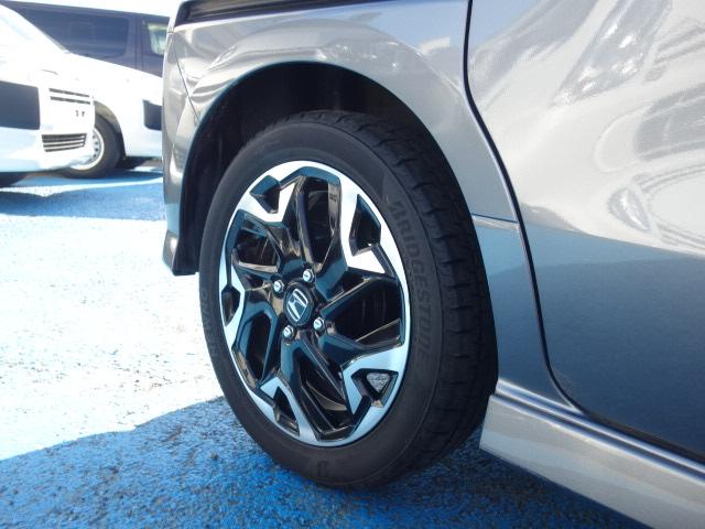 N-BOXカスタム G・Lターボホンダセンシング 禁煙車 ハーフレザーシート ターボ 社外メモリーナビ フルセグTV DVD再生 Bluetooth/USB接続 録音機能搭載 バックカメラ ETC スマートキー 両側パワースライドドア 純正15AW(79枚目)