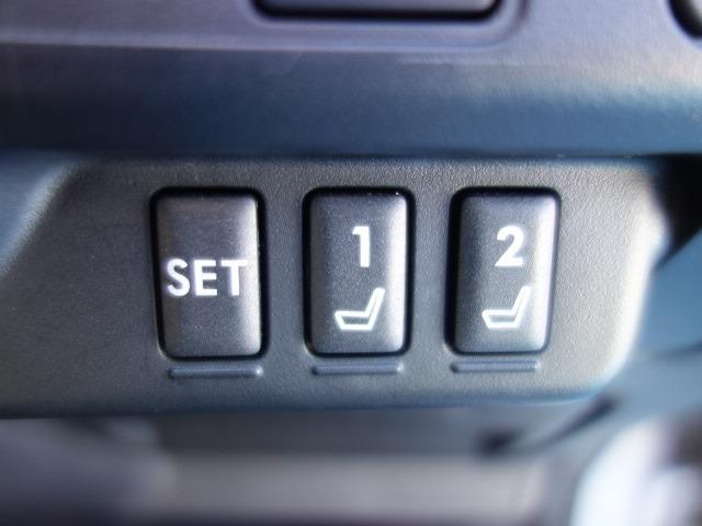 レヴォーグ 1.6GTアイサイト 禁煙車 4WD アイサイト 衝突被害軽減ブレーキ ターボ 黒本革シート シートヒーター 純正メモリーナビ バックカメラ ETC パワーシート パドルシフト ヘッドライトウォッシャー 純正17AW(29枚目)