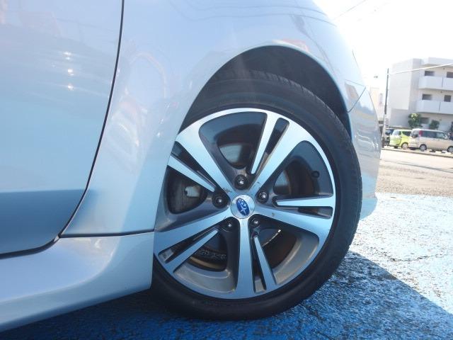 レヴォーグ 1.6GTアイサイト 禁煙車 4WD アイサイト 衝突被害軽減ブレーキ ターボ 黒本革シート シートヒーター 純正メモリーナビ バックカメラ ETC パワーシート パドルシフト ヘッドライトウォッシャー 純正17AW(76枚目)