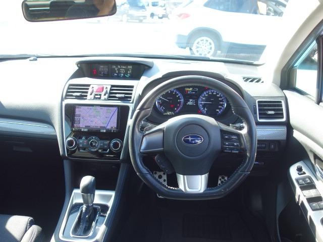 レヴォーグ １．６ＧＴ－Ｓアイサイト　禁煙車　アイサイト　衝突被害軽減ブレーキ　４ＷＤ　ターボ　純正メモリーナビ　フルセグＴＶ　ＣＤ　ＤＶＤ　Ｂｌｕｅｔｏｏｔｈ接続　バックカメラ　ＥＴＣ　スマートキー　アダプティブクルーズコントロール（13枚目）