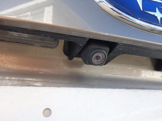 フォレスター アドバンス 禁煙車 本革シート サンルーフ アイサイト 4WD パワーバックドア ルーフレール 純正メモリーナビ フルセグTV CD/DVD再生 Bluetooth接続 USB接続 HDMI端子 バックカメラ(26枚目)