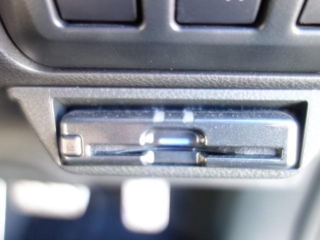 フォレスター アドバンス 禁煙車 本革シート サンルーフ アイサイト 4WD パワーバックドア ルーフレール 純正メモリーナビ フルセグTV CD/DVD再生 Bluetooth接続 USB接続 HDMI端子 バックカメラ(31枚目)