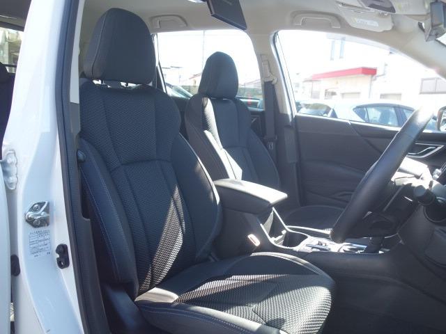 フォレスター アドバンス 禁煙車 ハーフレザーシート アイサイト 衝突被害軽減ブレーキ 4WD 純正SDナビ フルセグTV CD/DVD再生 Bluetooth接続 録音機能搭載 AUX接続 USB接続 バックカメラ ETC(16枚目)