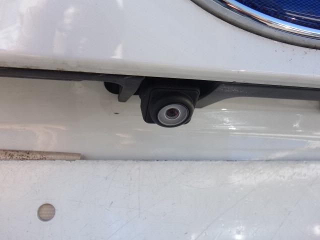 フォレスター アドバンス 禁煙車 ハーフレザーシート アイサイト 衝突被害軽減ブレーキ 4WD 純正SDナビ フルセグTV CD/DVD再生 Bluetooth接続 録音機能搭載 AUX接続 USB接続 バックカメラ ETC(26枚目)