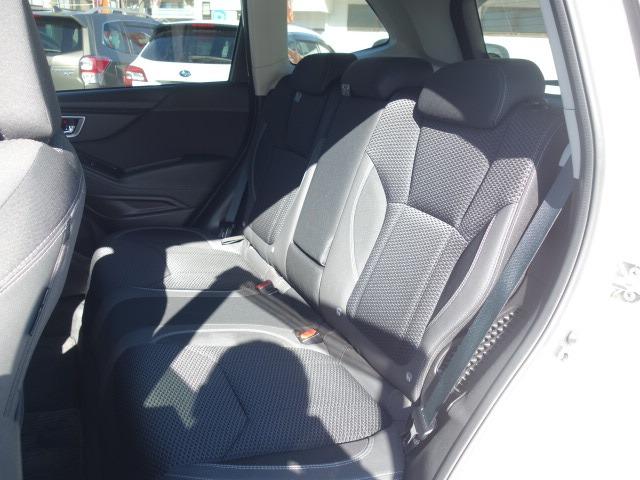 フォレスター アドバンス 禁煙車 ハーフレザーシート アイサイト 衝突被害軽減ブレーキ 4WD 純正SDナビ フルセグTV CD/DVD再生 Bluetooth接続 録音機能搭載 AUX接続 USB接続 バックカメラ ETC(61枚目)