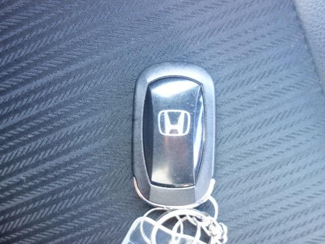 ステップワゴン ｅ：ＨＥＶスパーダ　禁煙車　ハーフレザーシート　純正メモリーナビ　フルセグＴＶ　バックカメラ　ＥＴＣ　スマートキー　両側パワースライドドア　パワーバックドア　パドルシフト　ホンダセンシング衝突被害軽減ブレーキ（34枚目）