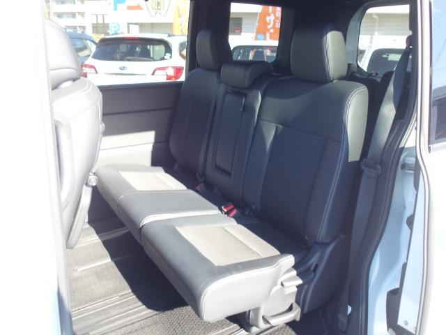 ステップワゴン ｅ：ＨＥＶスパーダ　禁煙車　ハーフレザーシート　純正メモリーナビ　フルセグＴＶ　バックカメラ　ＥＴＣ　スマートキー　両側パワースライドドア　パワーバックドア　パドルシフト　ホンダセンシング衝突被害軽減ブレーキ（67枚目）