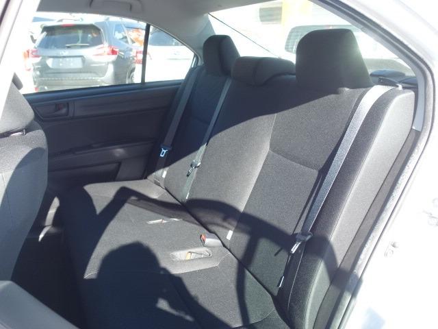 カローラアクシオ ハイブリッド　ＥＸ　禁煙車　純正ＳＤナビ　地デジＴＶ　ＣＤ再生　Ｂｌｕｅｔｏｏｔｈ接続　録音機能搭載　ＡＵＸ接続　バックカメラ　ＥＴＣ　スマートキー　衝突被害軽減ブレーキ　レーンアシスト　コーナーセンサー（19枚目）