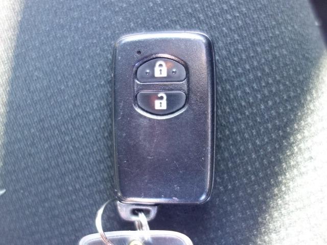 カローラアクシオ ハイブリッド　ＥＸ　禁煙車　純正ＳＤナビ　地デジＴＶ　ＣＤ再生　Ｂｌｕｅｔｏｏｔｈ接続　録音機能搭載　ＡＵＸ接続　バックカメラ　ＥＴＣ　スマートキー　衝突被害軽減ブレーキ　レーンアシスト　コーナーセンサー（27枚目）