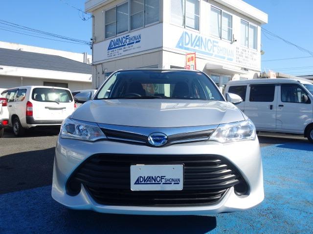 カローラアクシオ ハイブリッド　禁煙車　社外ＳＤナビ　ＣＤ再生　Ｂｌｕｅｔｏｏｔｈ接続　ＥＴＣ　キーレス　Ｗエアバック　ＡＢＳ　オートエアコン　電格ミラー　サイドバイザー（5枚目）