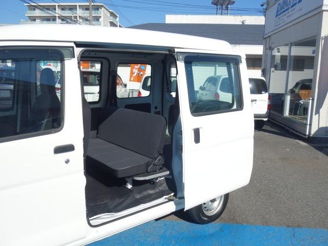 ハイゼットカーゴ スペシャルクリーンＳＡＩＩＩ　禁煙車　ハイルーフ　社外メモリ―ナビ　ＣＤ再生　Ｂｌｕｅｔｏｏｔｈ接続　録音機能搭載　ＵＳＢ接続　ＡＵＸ接続　バックカメラ　両側スライドドア　アイドリングストップ　衝突被害軽減ブレーキ　レーンアシスト（20枚目）