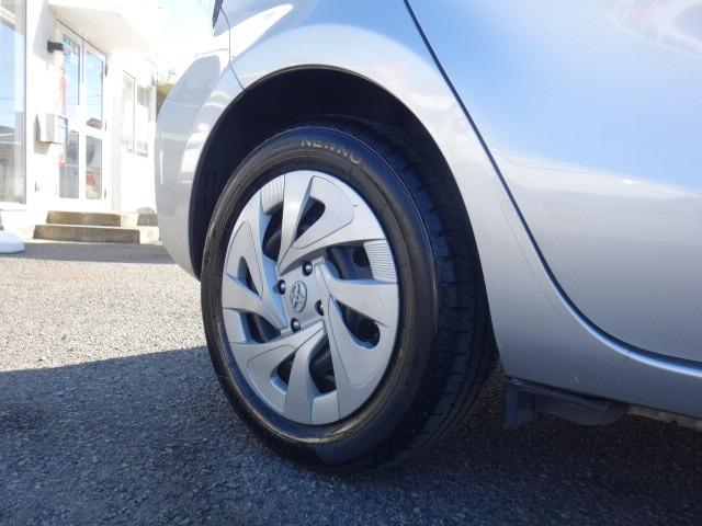 アクア S 純正SDナビ 地デジTV CD再生 Bluetooth接続 録音機能搭載 AUX接続 バックカメラ ETC キーレス Wエアバッグ ABS オート電格ミラー サイドドアバイザー(35枚目)