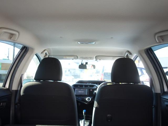 アクア S 純正SDナビ 地デジTV CD再生 Bluetooth接続 録音機能搭載 AUX接続 バックカメラ ETC キーレス Wエアバッグ ABS オート電格ミラー サイドドアバイザー(60枚目)