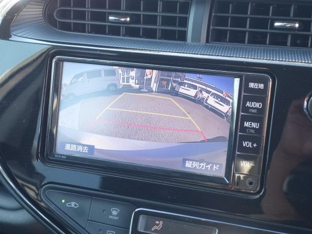 アクア S 純正SDナビ 地デジTV CD再生 Bluetooth接続 録音機能搭載 AUX接続 バックカメラ ETC キーレス Wエアバッグ ABS オート電格ミラー サイドドアバイザー(64枚目)