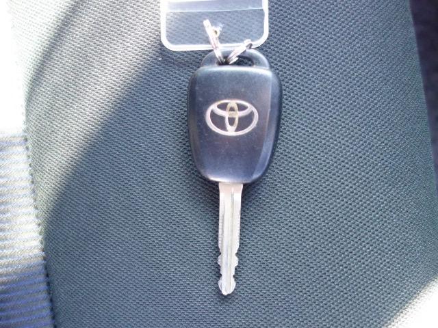 アクア S 純正SDナビ 地デジTV CD再生 Bluetooth接続 録音機能搭載 AUX接続 バックカメラ ETC キーレス Wエアバッグ ABS オート電格ミラー サイドドアバイザー(65枚目)