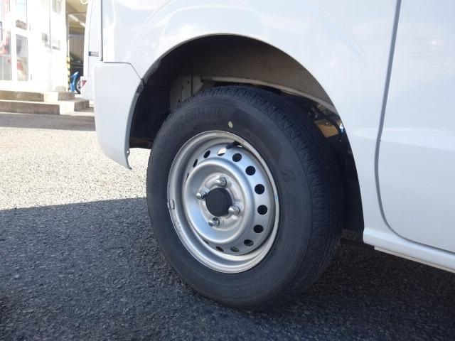 NV100クリッパーバン DX 禁煙車 ハイルーフ 5AGS車 純正FMAMラジオ 両側スライドドア 2nd発進 マニュアルシフト Wエアバッグ ABS サイドドアバイザー(30枚目)