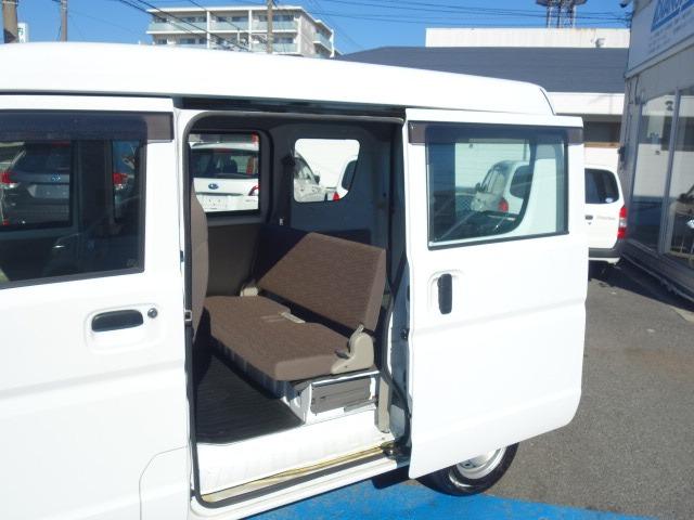 NV100クリッパーバン DX 禁煙車 ハイルーフ 5AGS車 純正FMAMラジオ 両側スライドドア 2nd発進 マニュアルシフト Wエアバッグ ABS サイドドアバイザー(54枚目)