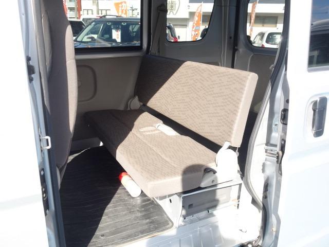 ＮＶ１００クリッパーバン ＤＸ　禁煙車　ハイルーフ　５ＡＧＳ車　純正ＦＭ／ＡＭラジオデッキ　キーレスキー　両側スライドドア　２ｎｄ発進　マニュアルモードシフト　Ｗエアバッグ　ＡＢＳ（46枚目）