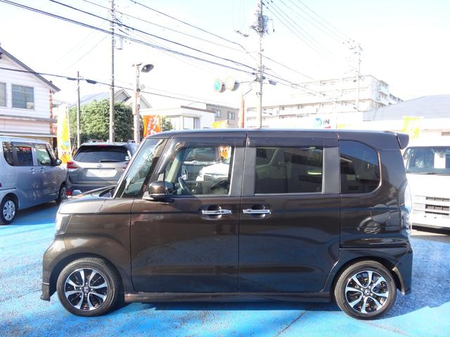 Ｎ－ＢＯＸカスタム Ｇ・Ｌホンダセンシング　禁煙車　社外メモリーナビ　地デジＴＶ　ＣＤＤＶＤ再生　ＥＴＣ　バックカメラ　スマートキー　パワースライドドア　ホンダセンシング衝突被害軽減ブレーキ　レーンアシスト　アダプティブクルーズコントロール（7枚目）