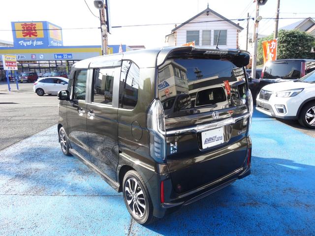 Ｎ－ＢＯＸカスタム Ｇ・Ｌホンダセンシング　禁煙車　社外メモリーナビ　地デジＴＶ　ＣＤＤＶＤ再生　ＥＴＣ　バックカメラ　スマートキー　パワースライドドア　ホンダセンシング衝突被害軽減ブレーキ　レーンアシスト　アダプティブクルーズコントロール（8枚目）