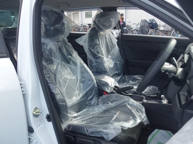 WR-V Z ブラックスタイル ワンオーナー 禁煙車 ハーフレザーシート ホンダセンシング スマートキー USB アダプティブクルーズコントロール パドルシフト 衝突被害軽減ブレーキ レーンアシスト クリアランスソナー 純正17AW(15枚目)