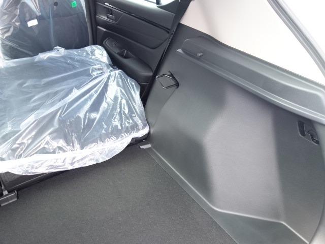 WR-V Z ブラックスタイル ワンオーナー 禁煙車 ハーフレザーシート ホンダセンシング スマートキー USB アダプティブクルーズコントロール パドルシフト 衝突被害軽減ブレーキ レーンアシスト クリアランスソナー 純正17AW(62枚目)