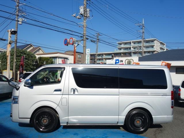 ハイエースバン ＤＸ　ＧＬパッケージ　ターボ　社外メモリーナビ　地デジＴＶ　Ｂｌｕｅｔｏｏｔｈ接続　バックカメラ　ＥＴＣ　キーレス　両側スライドドア　マニュアルモードシフト　衝突被害軽減ブレーキ　レーンアシスト　リヤヘッドキット（7枚目）