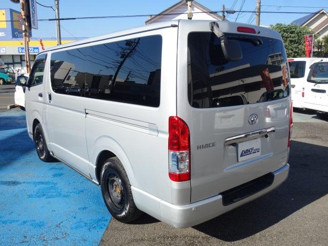 ハイエースバン ＤＸ　ＧＬパッケージ　ターボ　社外メモリーナビ　地デジＴＶ　Ｂｌｕｅｔｏｏｔｈ接続　バックカメラ　ＥＴＣ　キーレス　両側スライドドア　マニュアルモードシフト　衝突被害軽減ブレーキ　レーンアシスト　リヤヘッドキット（8枚目）