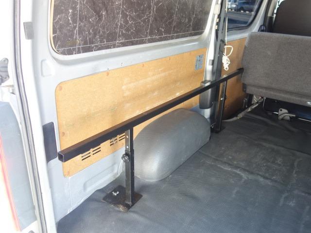 ハイエースバン ＤＸ　ＧＬパッケージ　ターボ　社外メモリーナビ　地デジＴＶ　Ｂｌｕｅｔｏｏｔｈ接続　バックカメラ　ＥＴＣ　キーレス　両側スライドドア　マニュアルモードシフト　衝突被害軽減ブレーキ　レーンアシスト　リヤヘッドキット（70枚目）