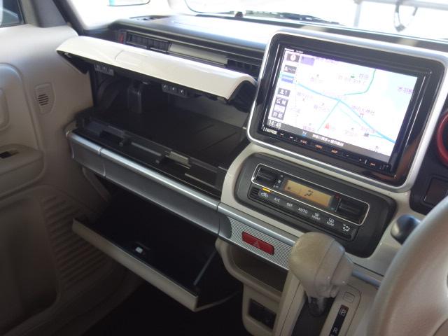 スペーシア ハイブリッドＸ　禁煙車　純正ＳＤナビ　フルセグＴＶ　ＣＤ／ＤＶＤ再生　Ｂｌｕｅｔｏｏｔｈ接続　ＭＳＶ　ＵＳＢ　スマートキー　両側パワースライドドア　運転席シートヒーター　衝突被害軽減ブレーキ　レーンアシスト（14枚目）