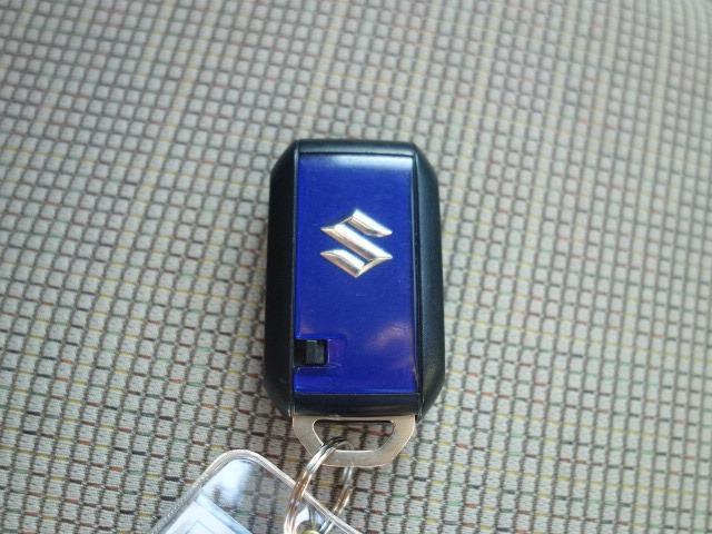 スペーシア ハイブリッドＸ　禁煙車　純正ＳＤナビ　フルセグＴＶ　ＣＤ／ＤＶＤ再生　Ｂｌｕｅｔｏｏｔｈ接続　ＭＳＶ　ＵＳＢ　スマートキー　両側パワースライドドア　運転席シートヒーター　衝突被害軽減ブレーキ　レーンアシスト（32枚目）