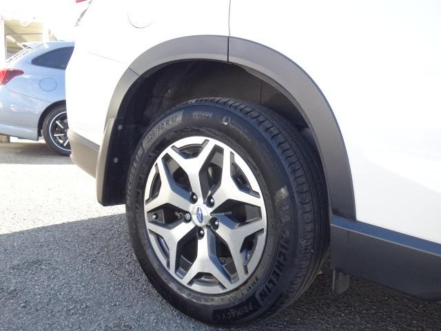フォレスター ツーリング　禁煙車　アイサイト　４ＷＤ　ハーフレザーシート　純正メモリーナビ　フルセグＴＶ　ＣＤ／ＤＶＤ再生　Ｂｌｕｅｔｏｏｔｈ接続　バックカメラ　ＥＴＣ　スマートキー　パワーバックドア　デジタルインナーミラー（40枚目）