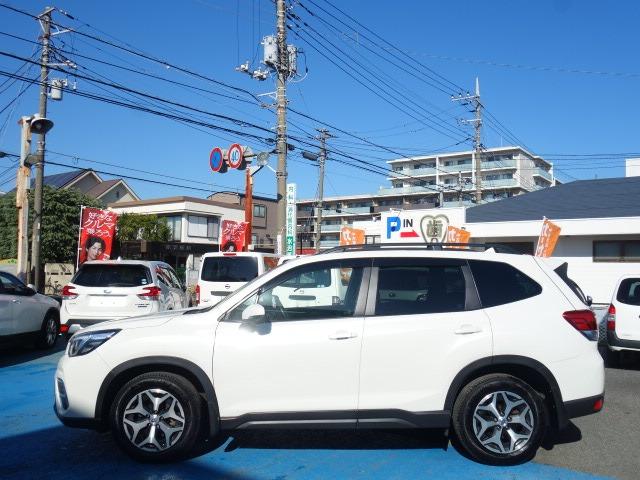 フォレスター ツーリング　禁煙車　アイサイト　４ＷＤ　ハーフレザーシート　純正メモリーナビ　フルセグＴＶ　ＣＤ／ＤＶＤ再生　Ｂｌｕｅｔｏｏｔｈ接続　バックカメラ　ＥＴＣ　スマートキー　パワーバックドア　デジタルインナーミラー（49枚目）