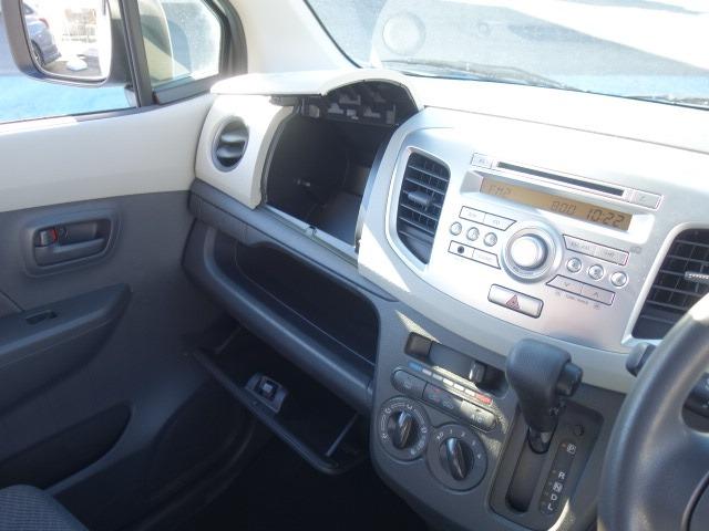 ワゴンR FA 禁煙車 純正CDオーディオ AUX接続 キーレスキー Wエアバッグ ABS 電格ミラー サイドドアバイザー(77枚目)