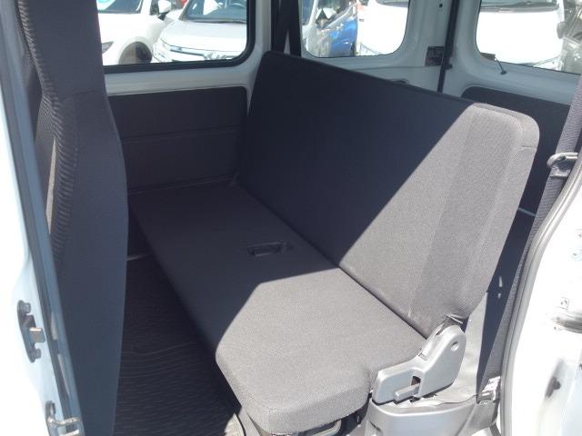 ハイゼットカーゴ DX 禁煙車 ハイルーフ 純正FM・AMラジオデッキ ETC キーレス 両側スライドドア 衝突被害軽減ブレーキ レーンアシスト クリアランスソナー アイドリングストップ Wエアバッグ ABS オートライト(18枚目)