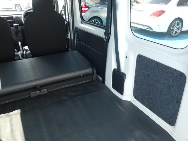 ハイゼットカーゴ DX 禁煙車 ハイルーフ 純正FM・AMラジオデッキ ETC キーレス 両側スライドドア 衝突被害軽減ブレーキ レーンアシスト クリアランスソナー アイドリングストップ Wエアバッグ ABS オートライト(57枚目)